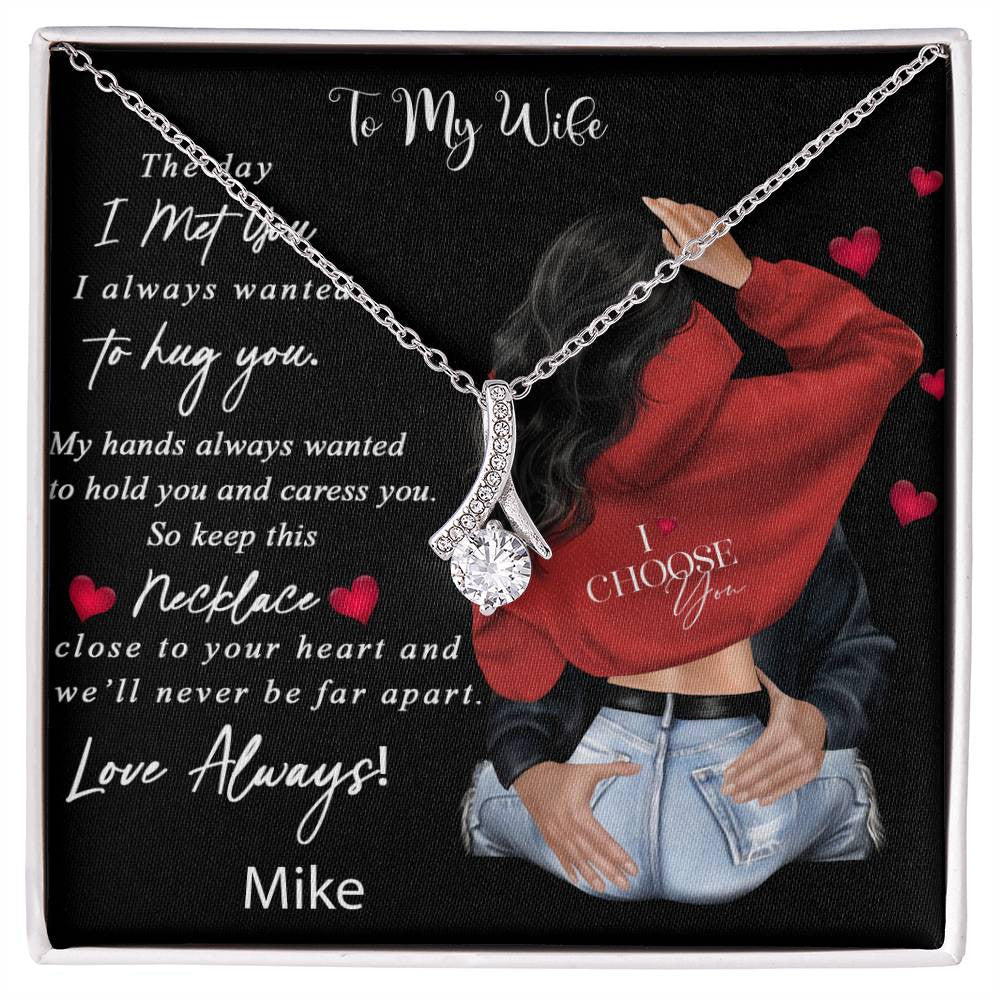 Alluring Beauty Necklace/ The Day I Met You I Always Wanted To Hug You
