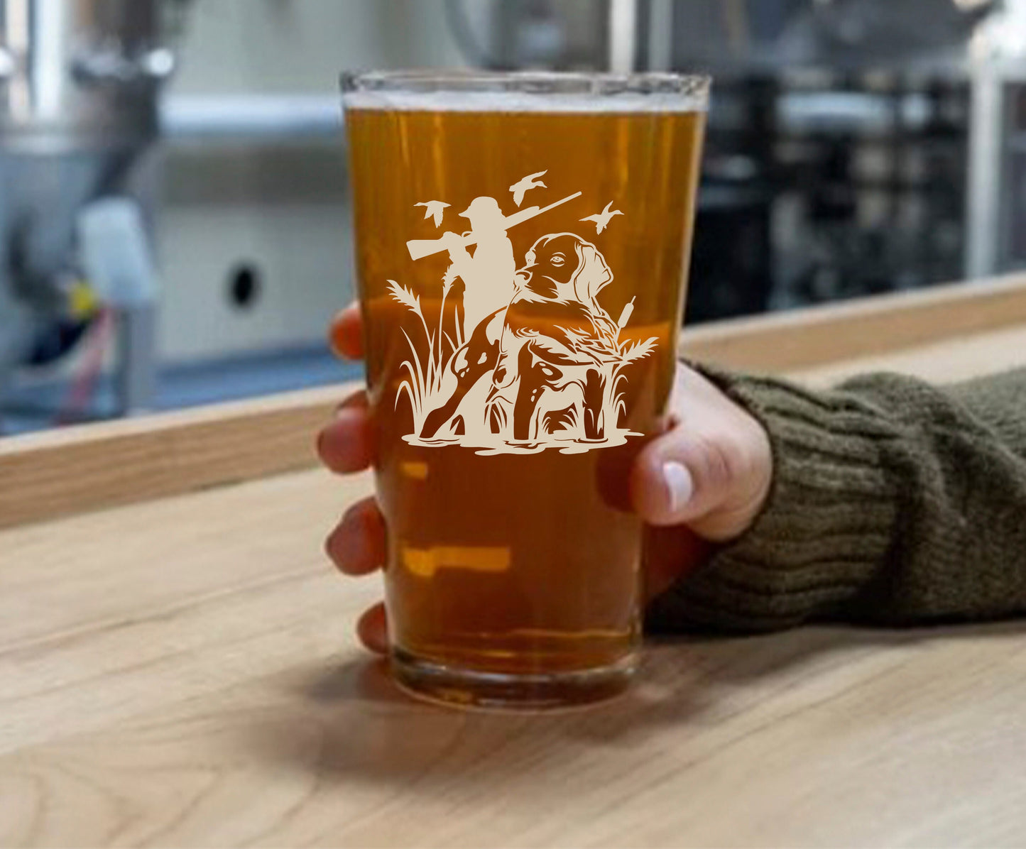 Duck Hunter With Dog/ Laser Engraved With Hunters Name On Pint Beer Glass/ Duck Hunter Gift For Man/ Hunting Beer Glass